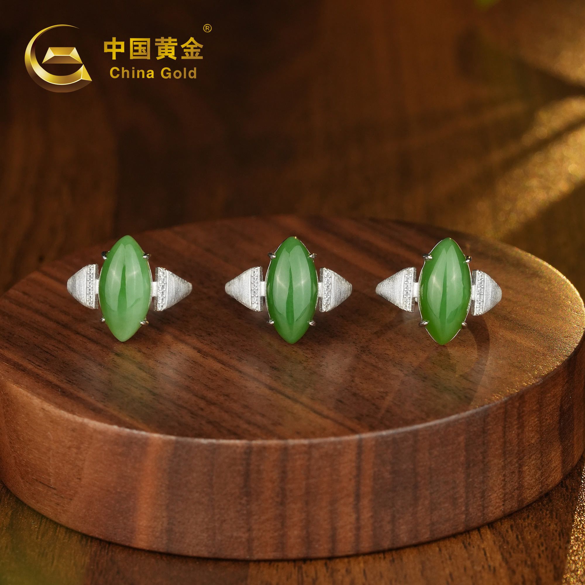 Russian Green Nephrite Jade Ring — Russian jade